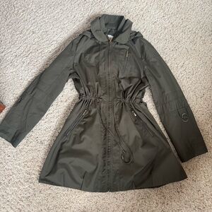 Coldwater Creek Olive Green Rain Jacket Anarok Hooded Drawstring Waist Small